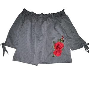 Gypsies & Moondust Off the Shoulder Striped Black and White Embroidered Top XL